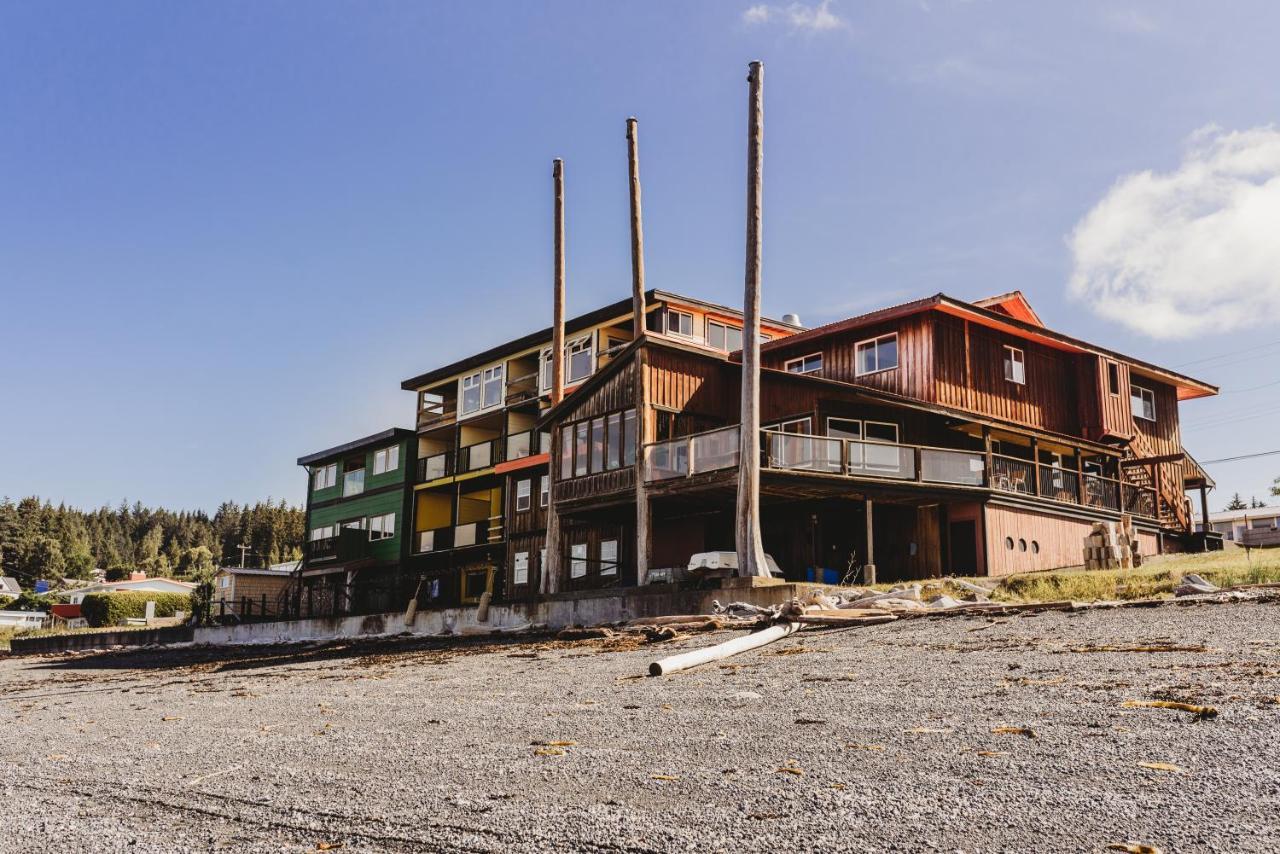 The Oceanfront Hotel Sointula Экстерьер фото