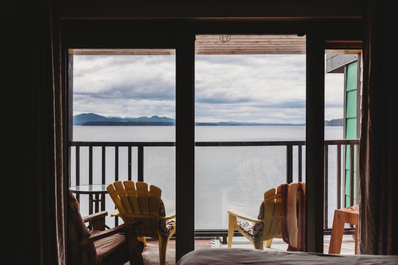 The Oceanfront Hotel Sointula Экстерьер фото