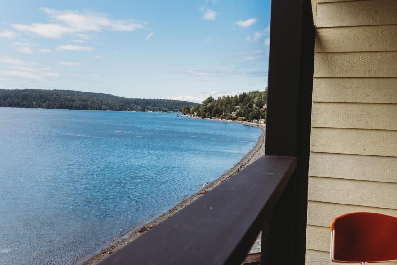 The Oceanfront Hotel Sointula Экстерьер фото